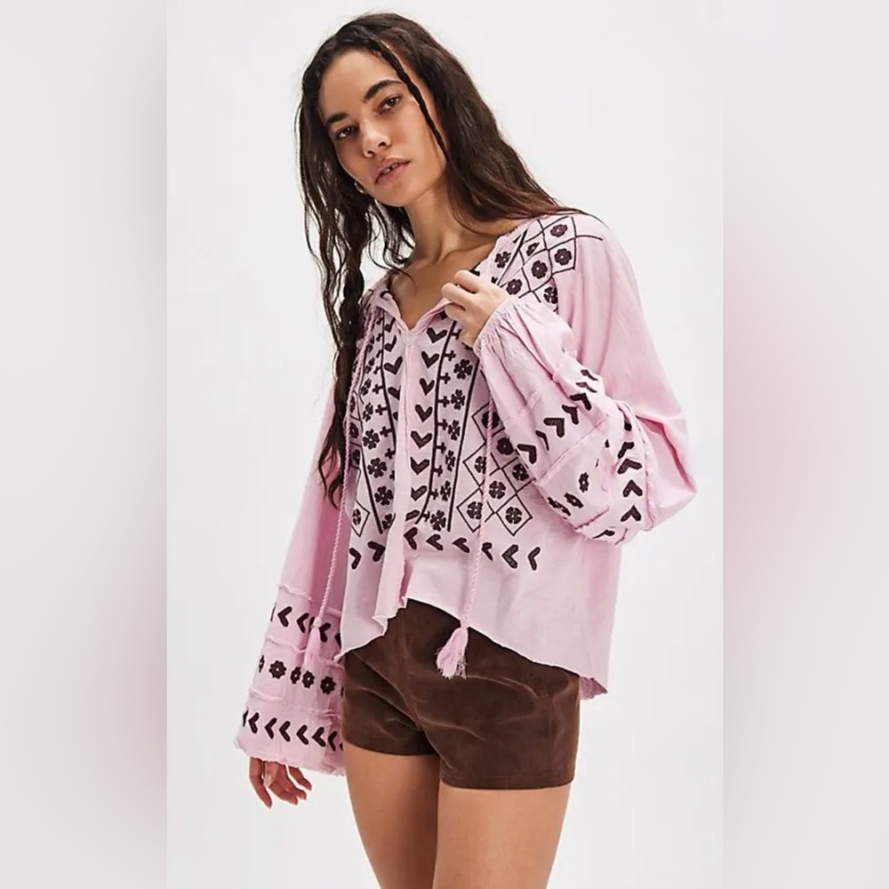 NWT FREE PEOPLE SAVANNA EMBROIDERED TOP